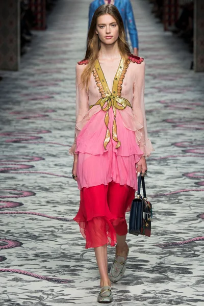 Look 20